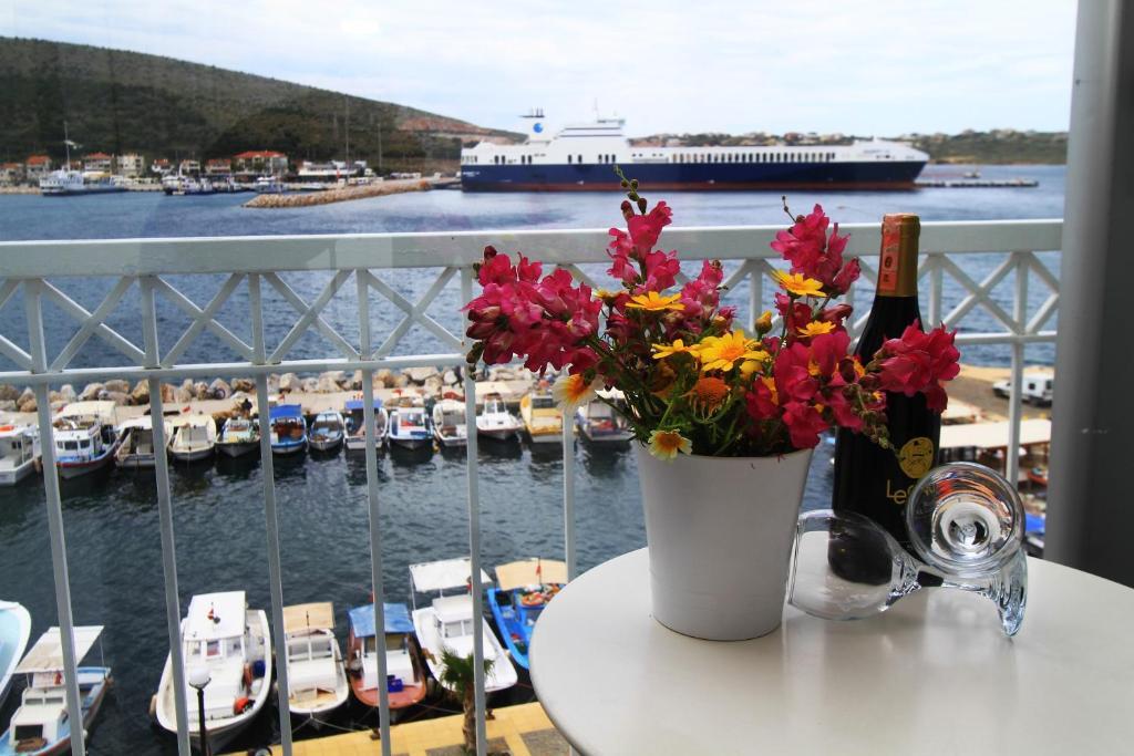 Larimar Boutique Hotel Cesme Exterior photo